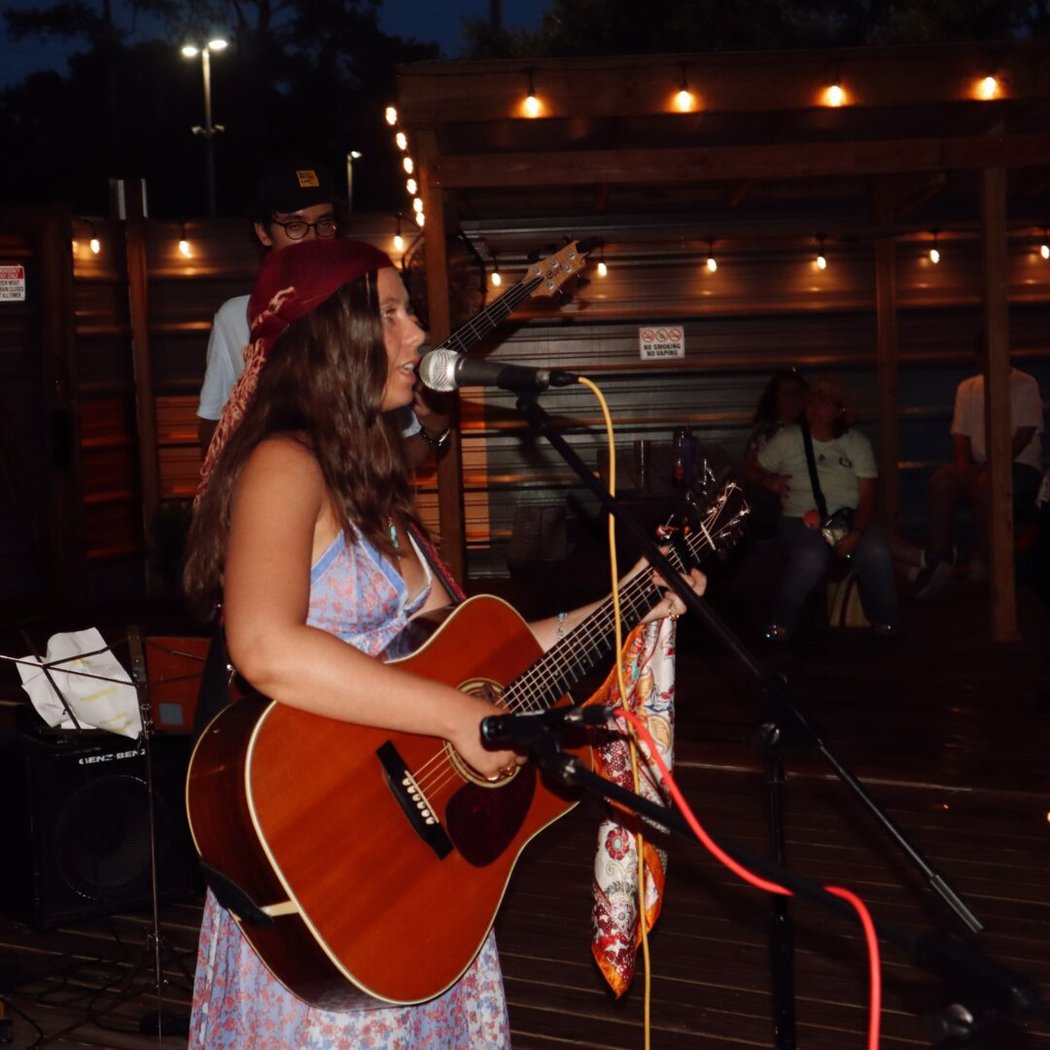 Nolia Joy & The Ramblers 5